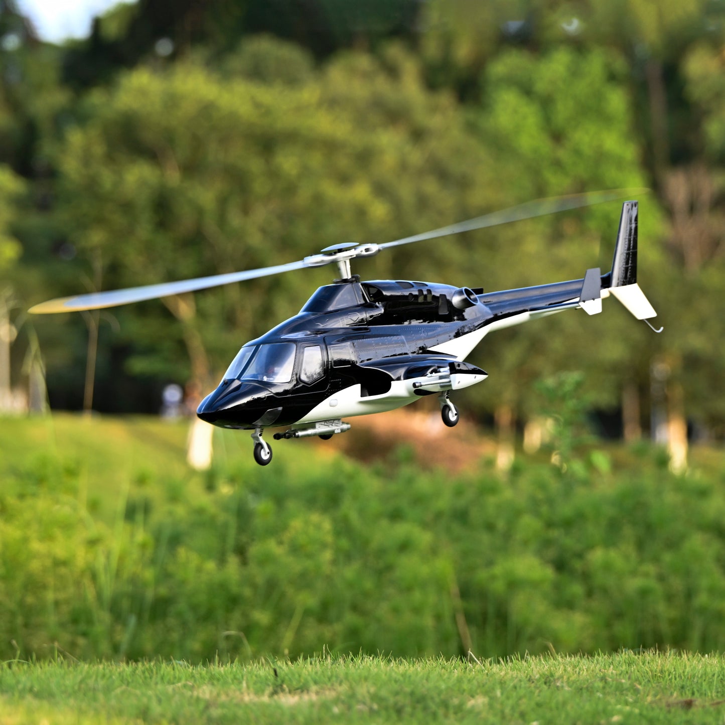 Flywing Airwolf (Retractable Landing Gear) 470 ACE GPS/ATT RC Helicopter (RTF)