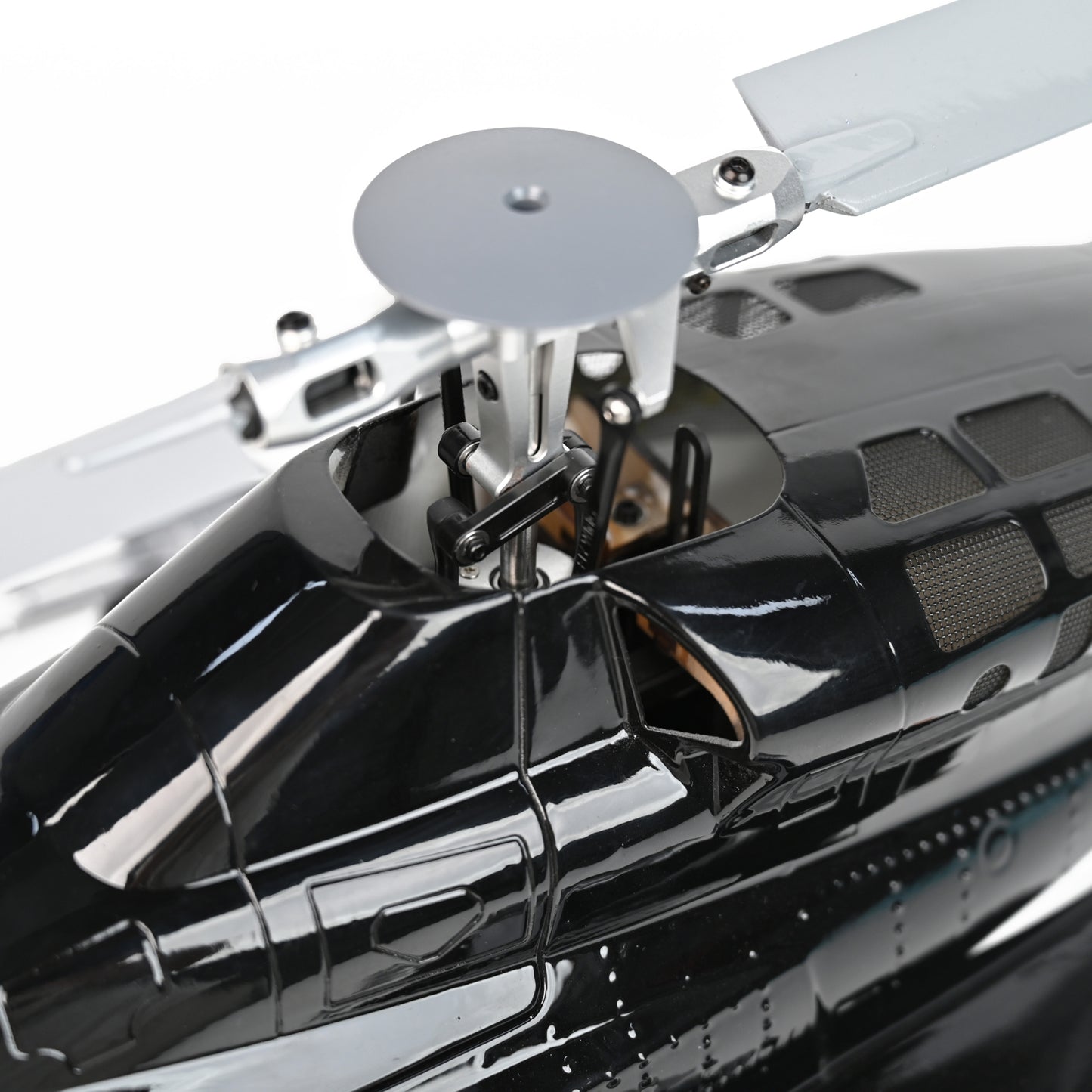 Flywing Airwolf (Retractable Landing Gear) 470 ACE GPS/ATT RC Helicopter (RTF)