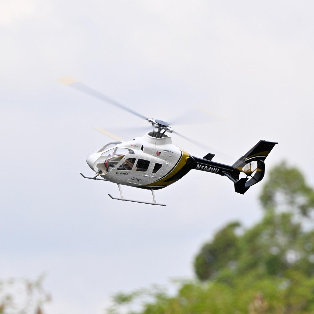 Flywing EC-135 LF 470 ACE GPS/ATT Scale RC Helicopter (RTF)