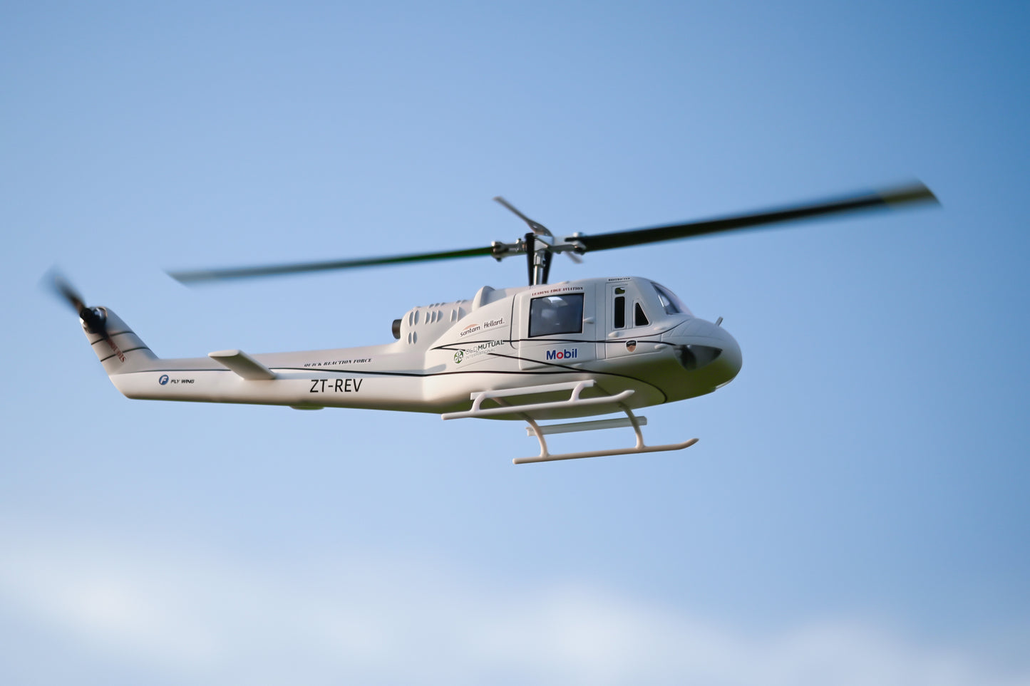 UH-1 V4 10CH GPS 3D Auto Return Hovering RC RTF Helicopter