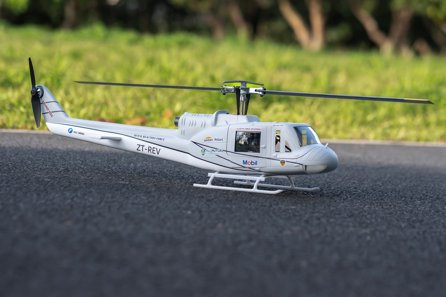 UH-1 V4 10CH GPS 3D Auto Return Hovering RC RTF Helicopter