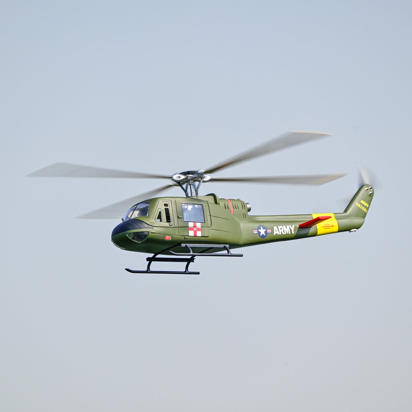 Flywing UH-1 V4 470 ACE GPS/ATT Scale RC Helicopter (RTF)