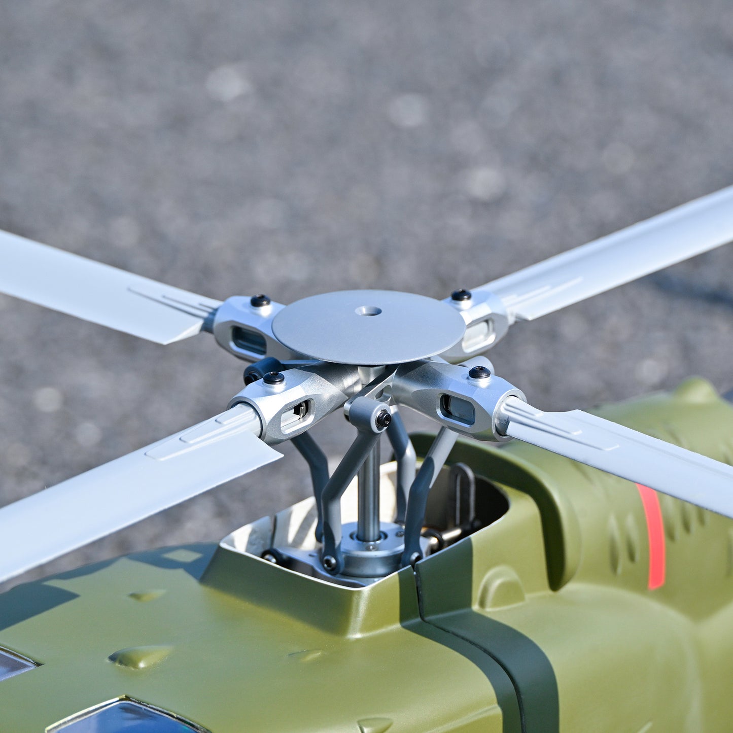 Flywing UH-1 V4 470 ACE GPS/ATT Scale RC Helicopter (RTF)