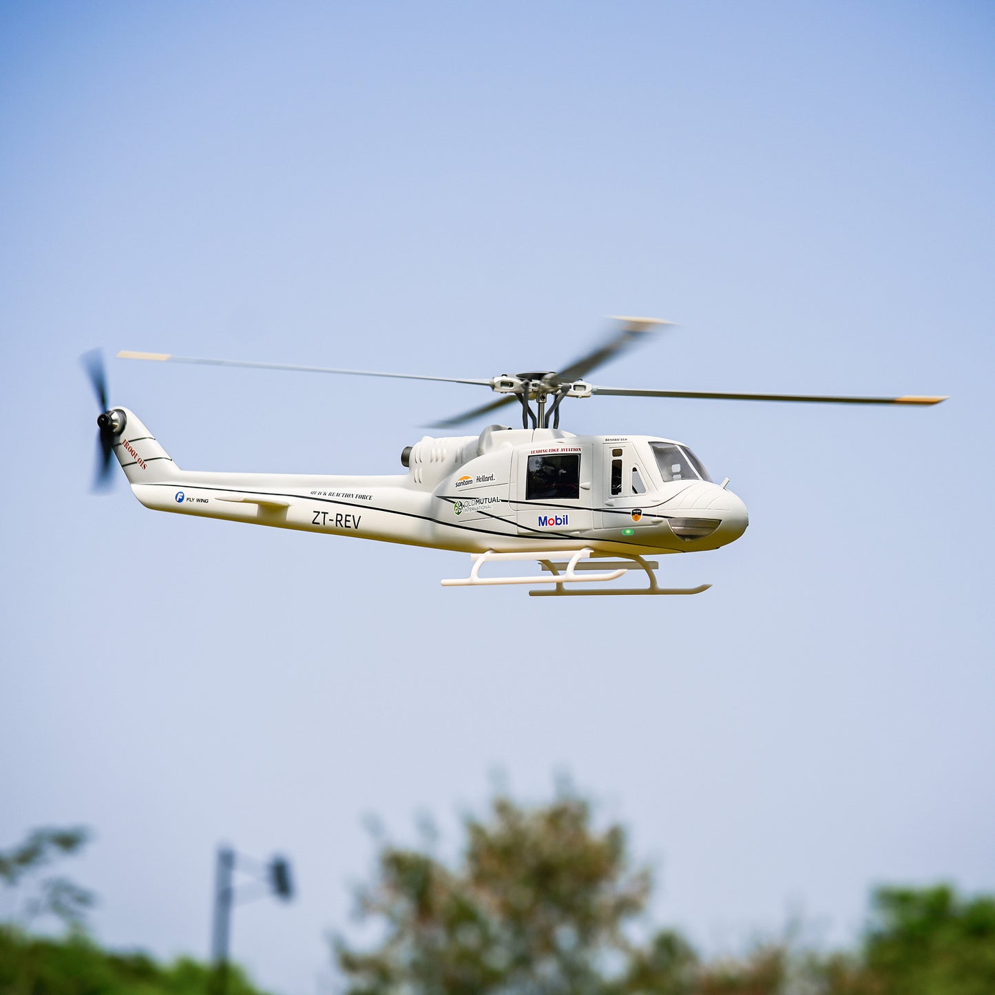 Flywing UH-1 V4 470 ACE GPS/ATT Scale RC Helicopter (RTF)