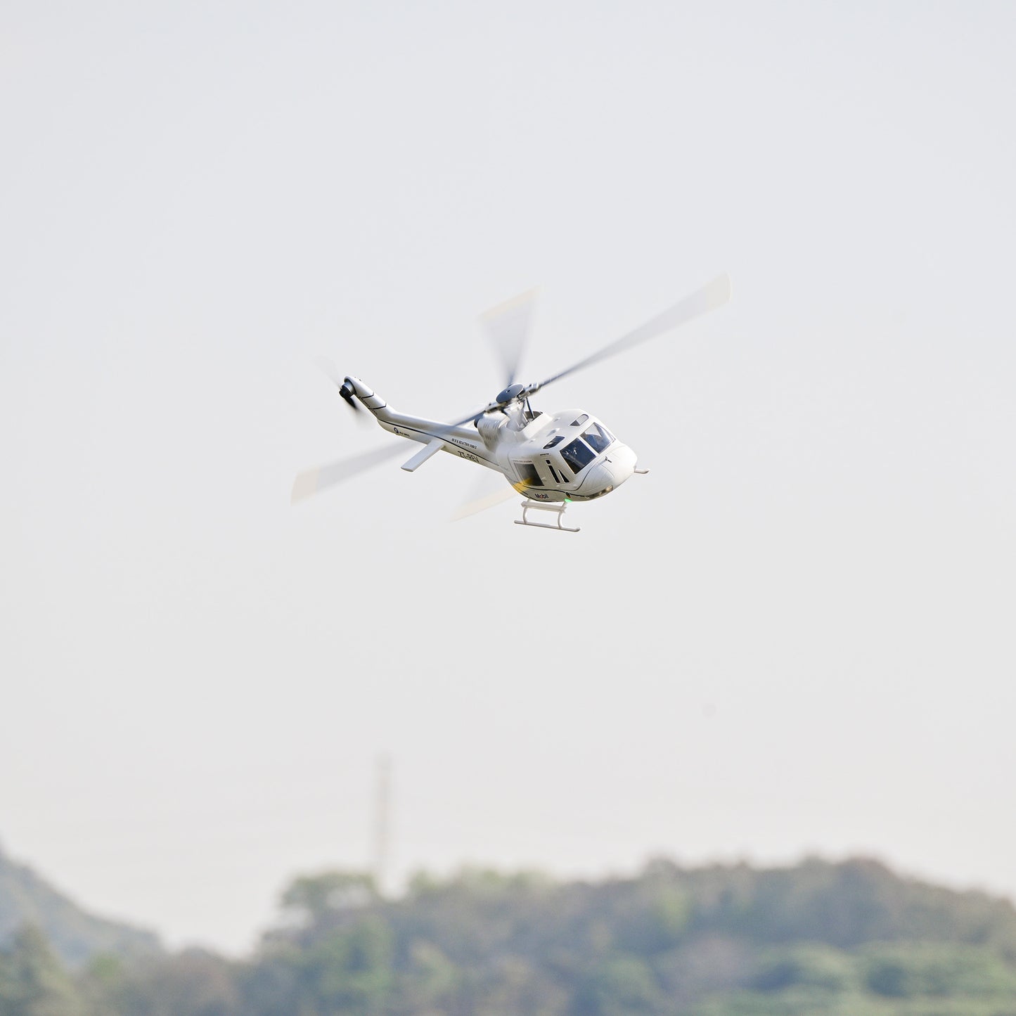 Flywing UH-1 V4 470 ACE GPS/ATT Scale RC Helicopter (RTF)